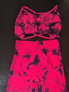 Tie-Dye Pink & Black Active Set - Crop Top + High-Waist Shorts